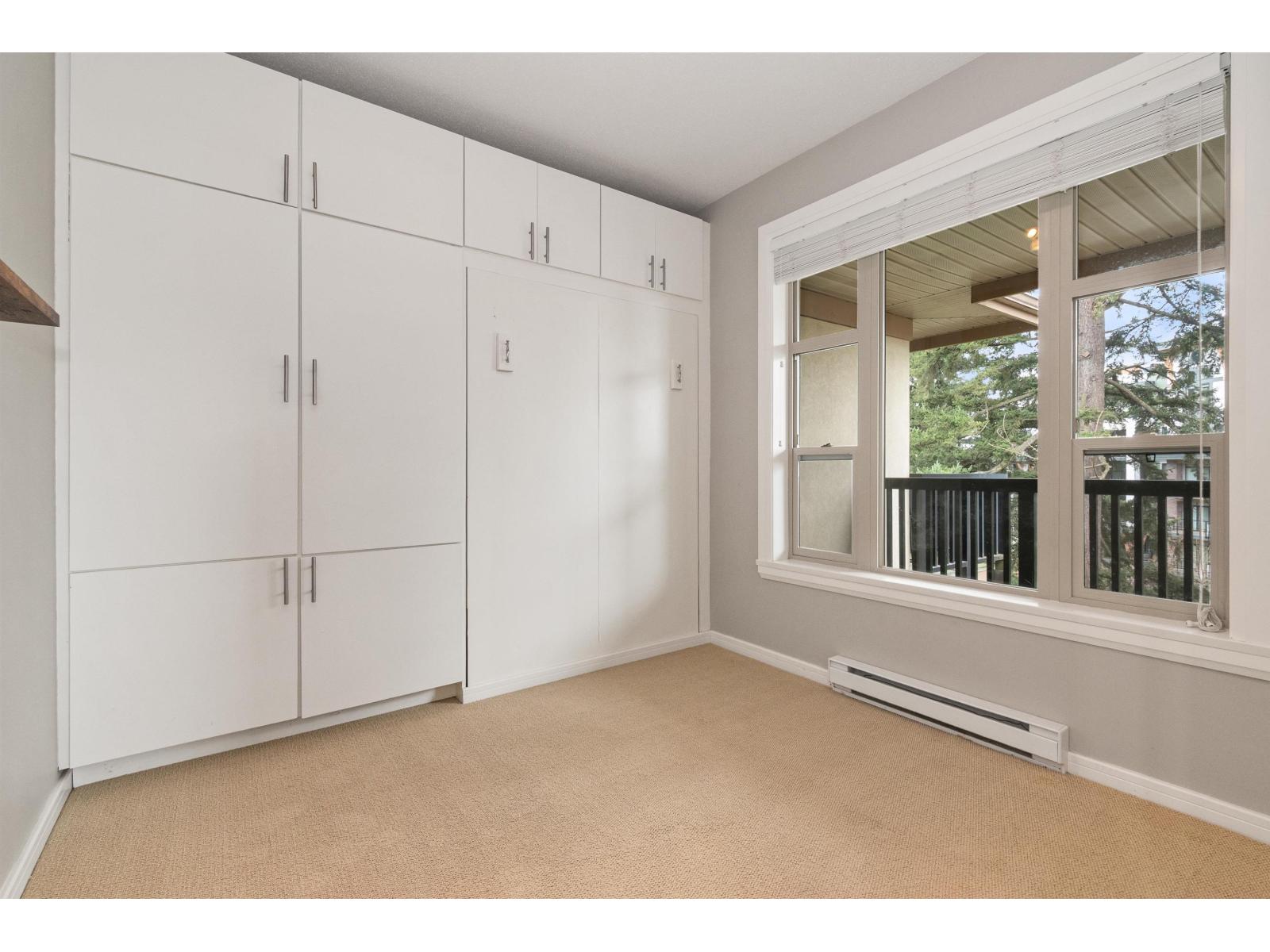 407 45530 MARKET WAY, Garrison Crossing, Chilliwack