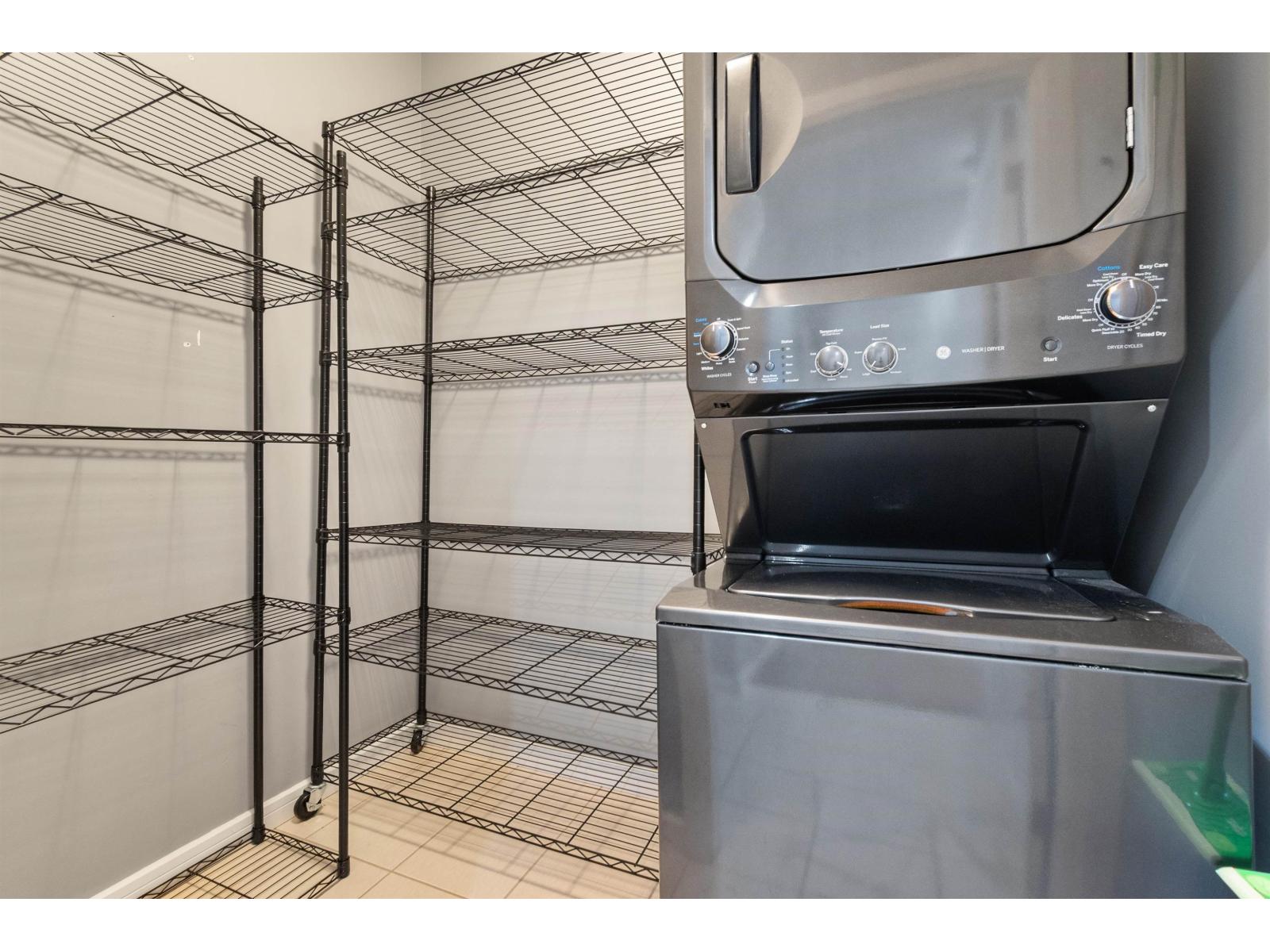 407 45530 MARKET WAY, Garrison Crossing, Chilliwack