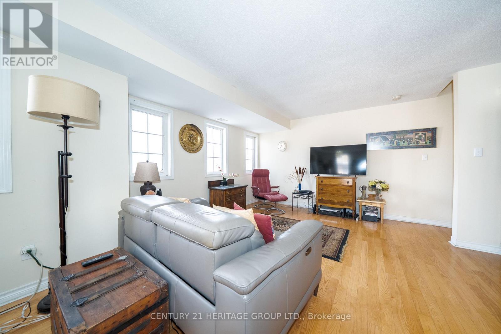 #301 64 SIDNEY BELSEY CRESCENT - 10