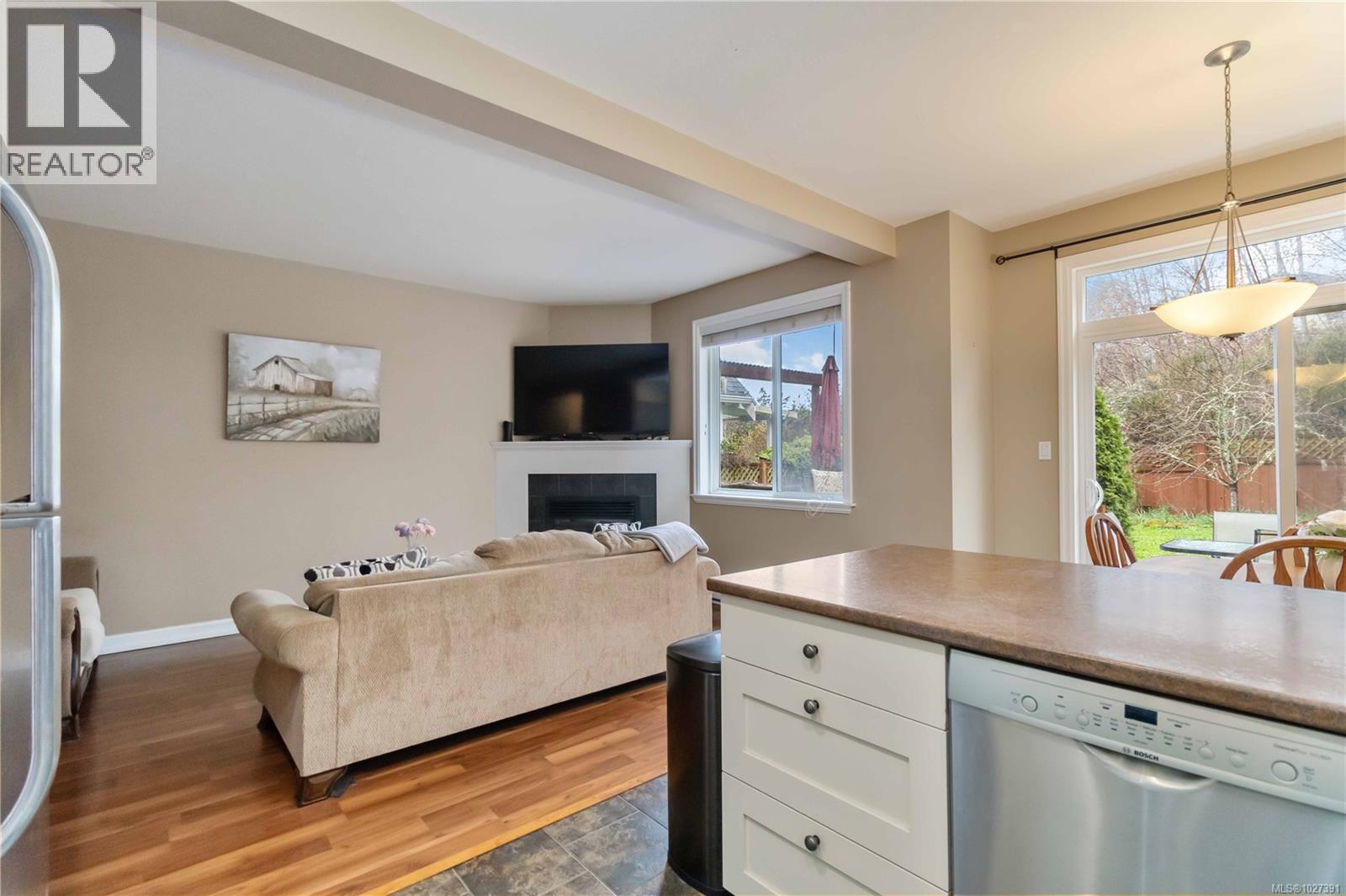 106 2260 Maple Avenue North, Sooke