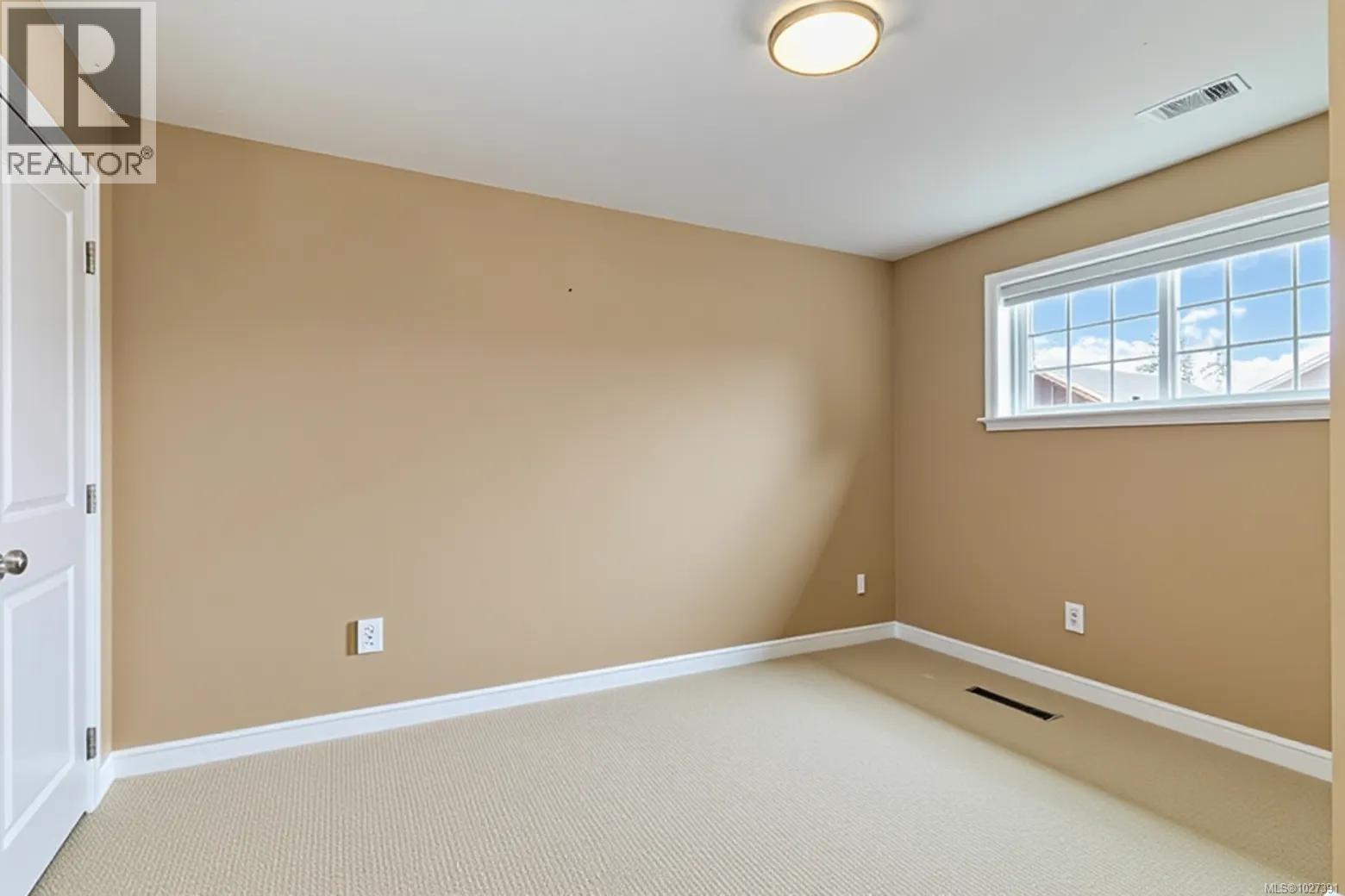 106 2260 Maple Avenue North, Sooke