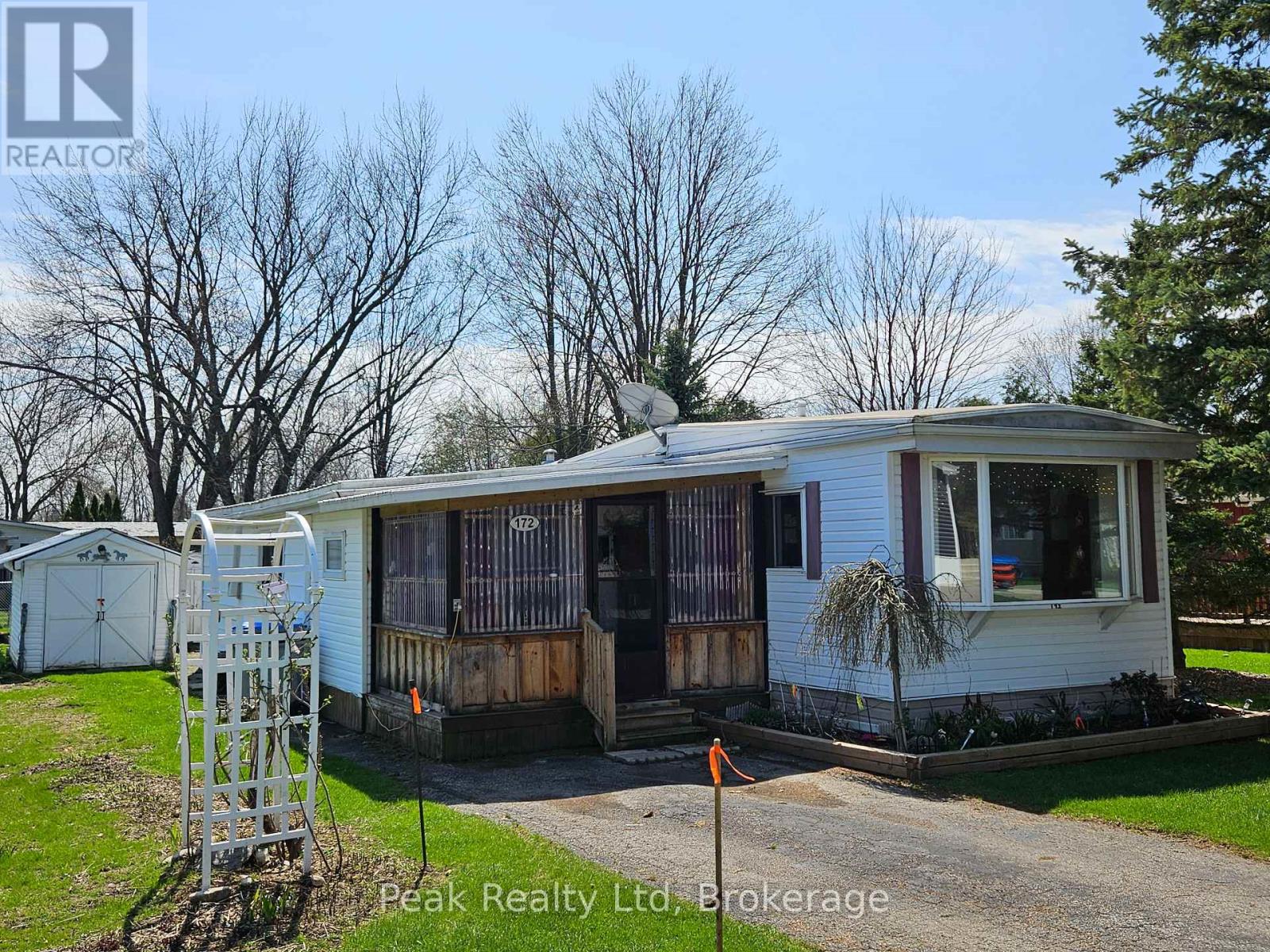 172 BIRCH STREET, Perth East (Crystal Lake), Ontario