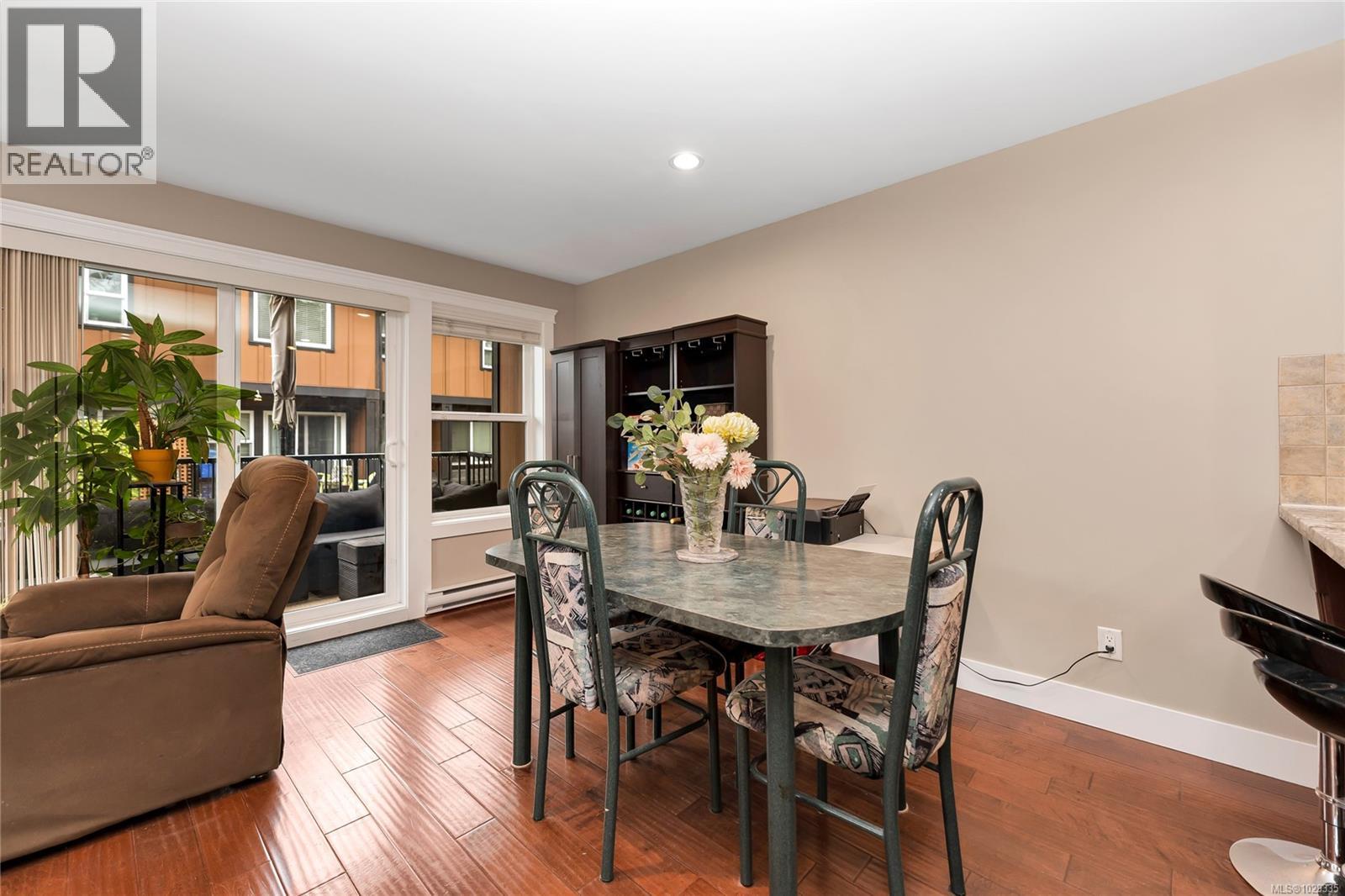 #101 982 RATTANWOOD PL - 9