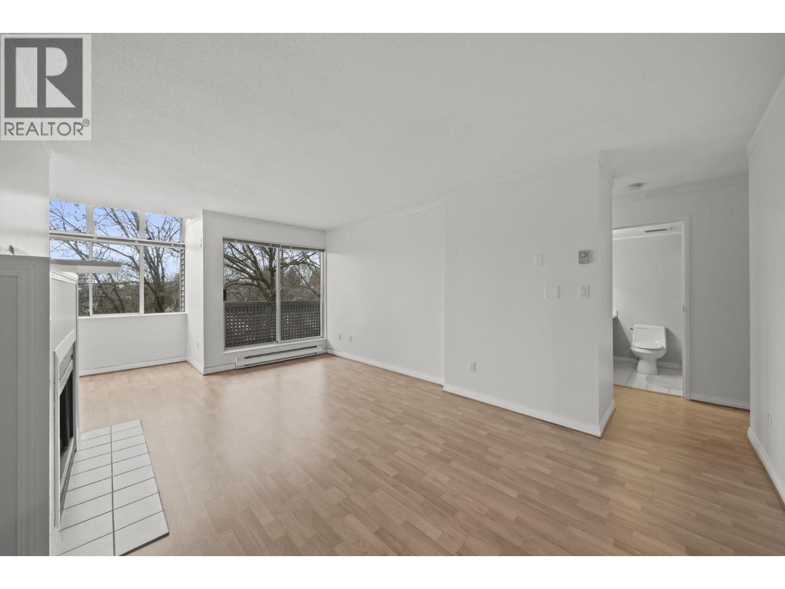 #211-7471 BLUNDELL Road, Richmond