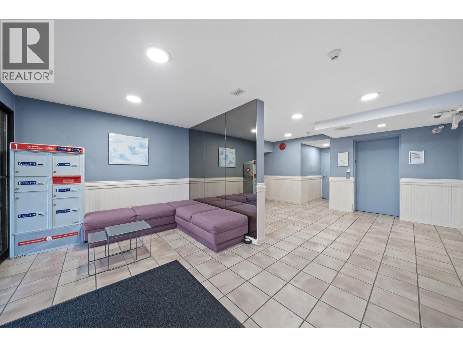 #211-7471 BLUNDELL Road, Richmond