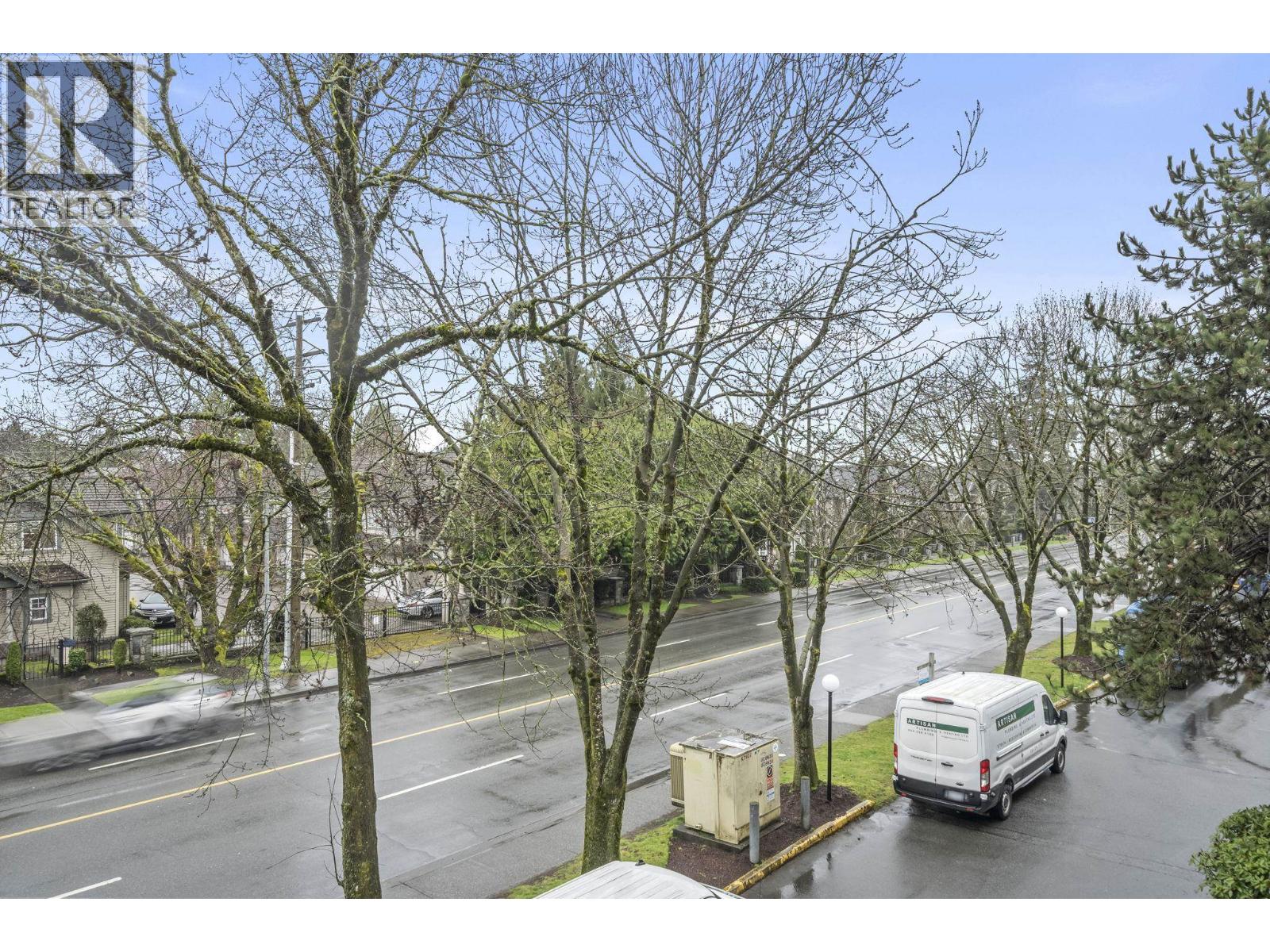 #211-7471 BLUNDELL Road, Richmond