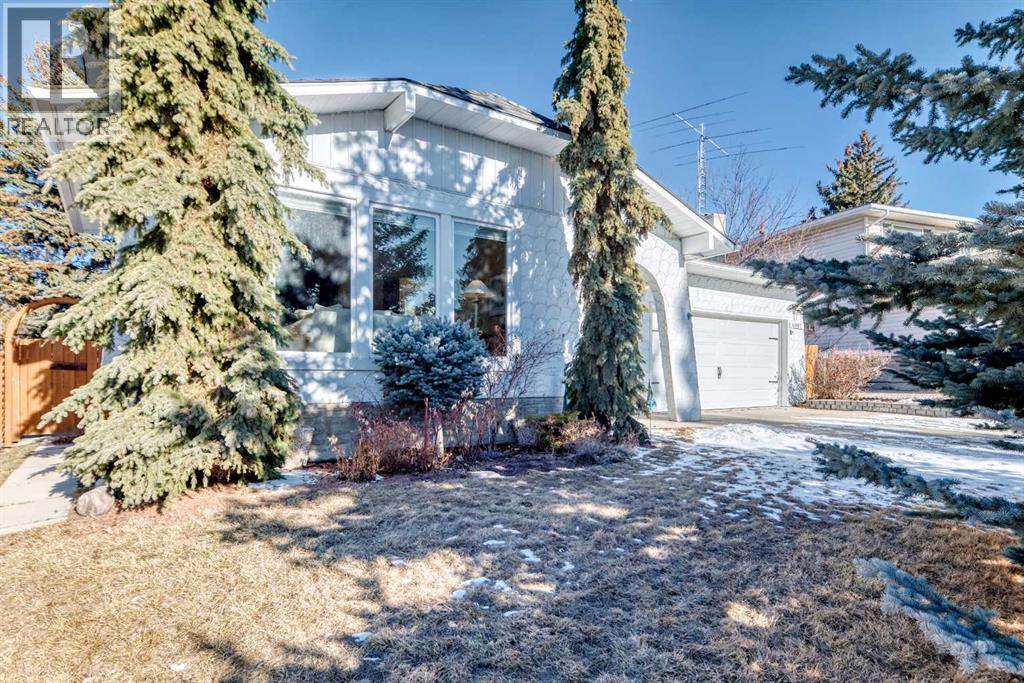 Single Family House for Sale in  Dalcastle Crescent NW Dalhousie Calgary 