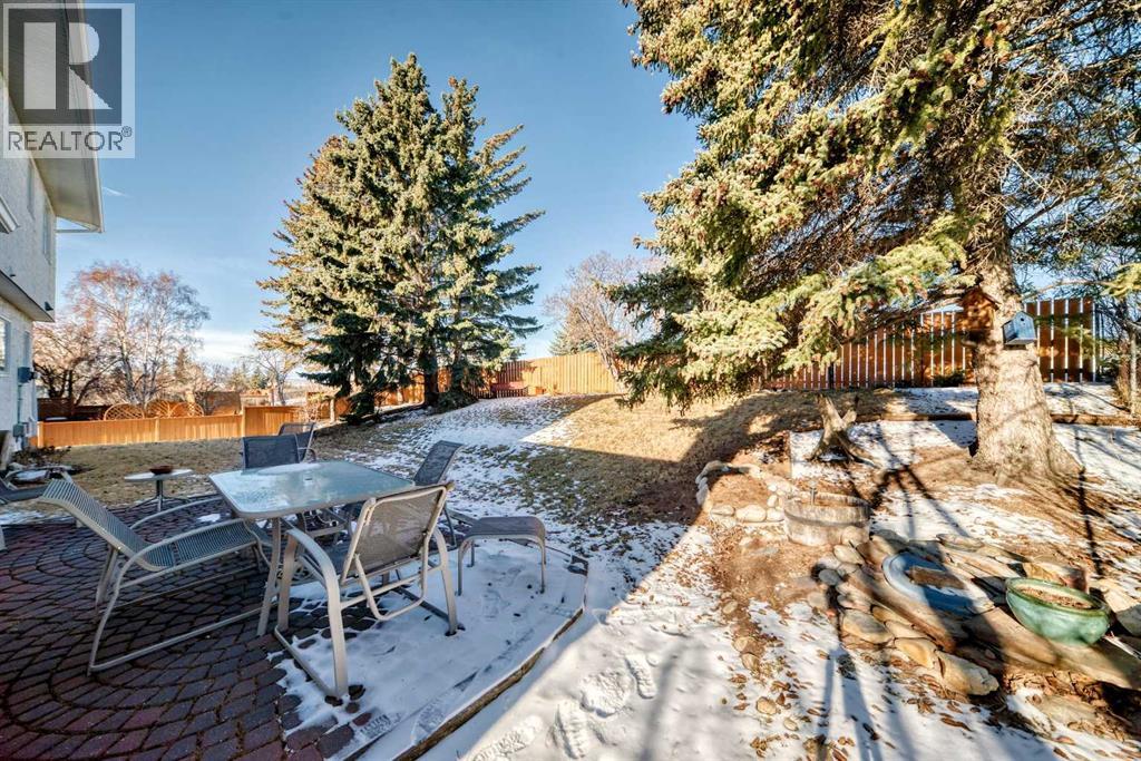 Single Family House for Sale in  Dalcastle Crescent NW Dalhousie Calgary 