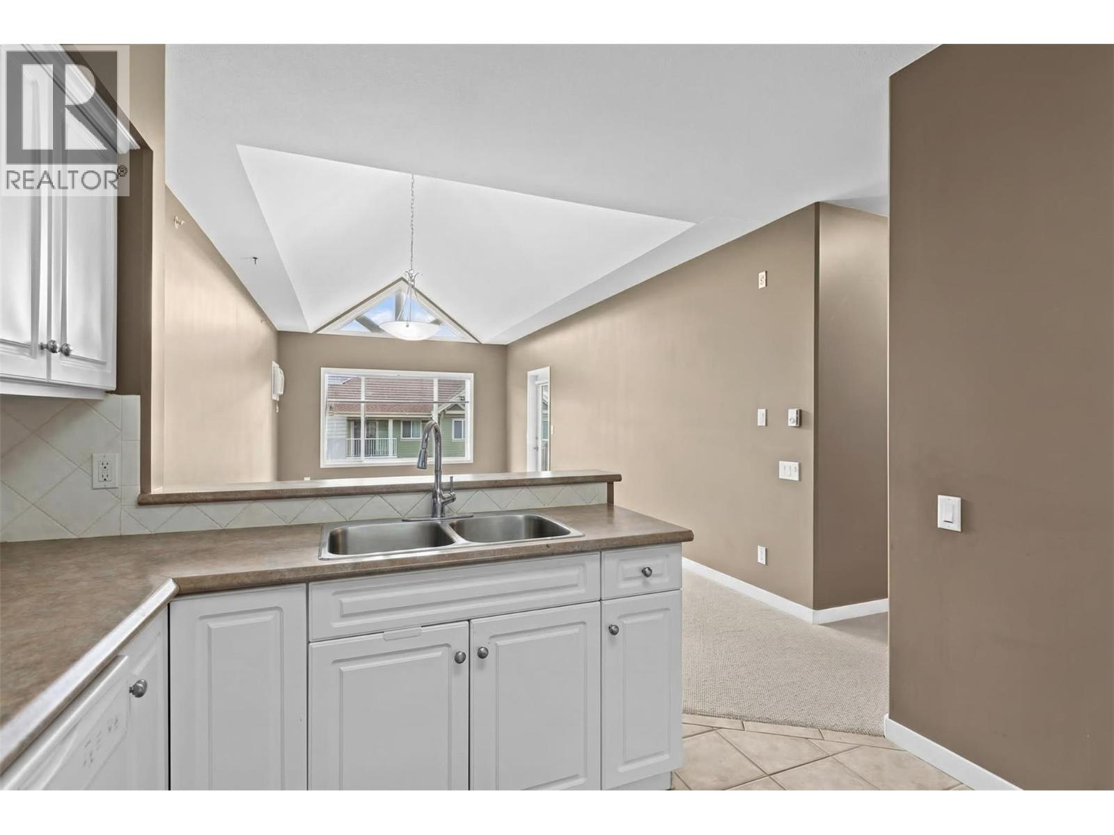 688 Lequime Road Unit# 405, Kelowna