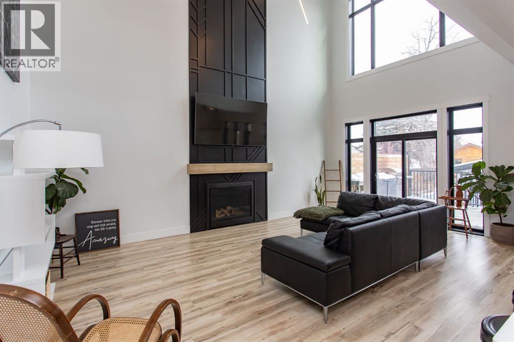 5007 35 Street, Sylvan Lake