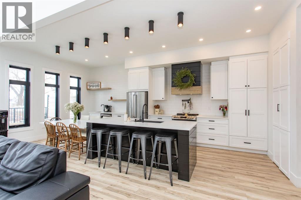 5007 35 Street, Sylvan Lake