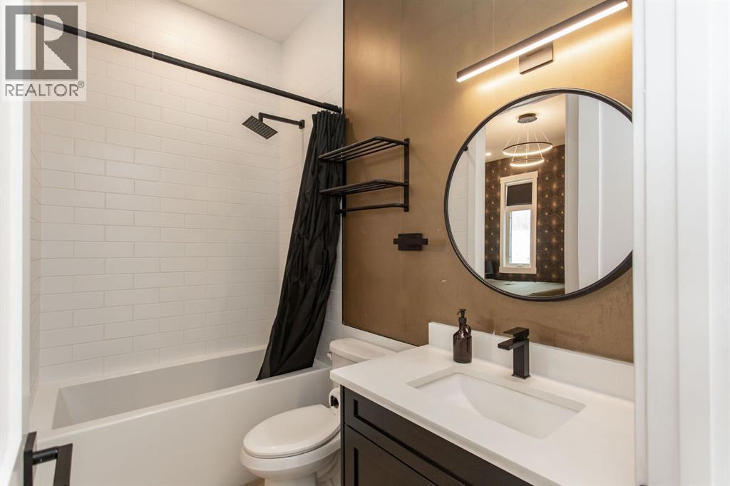 5007 35 Street, Sylvan Lake