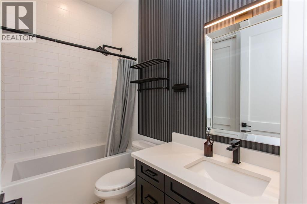 5007 35 Street, Sylvan Lake