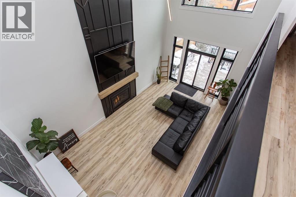 5007 35 Street, Sylvan Lake