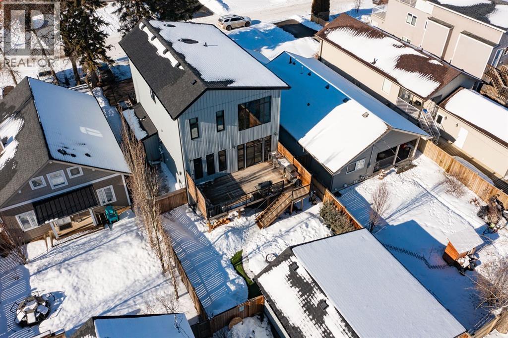 5007 35 Street, Sylvan Lake