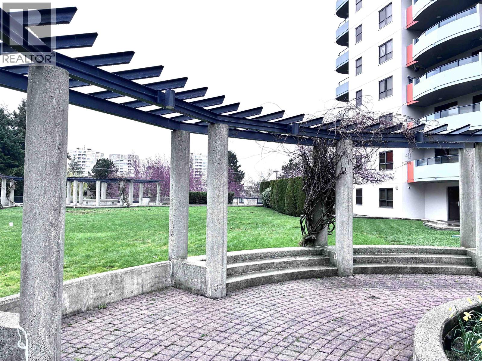 #607-6611 COONEY Road, Richmond