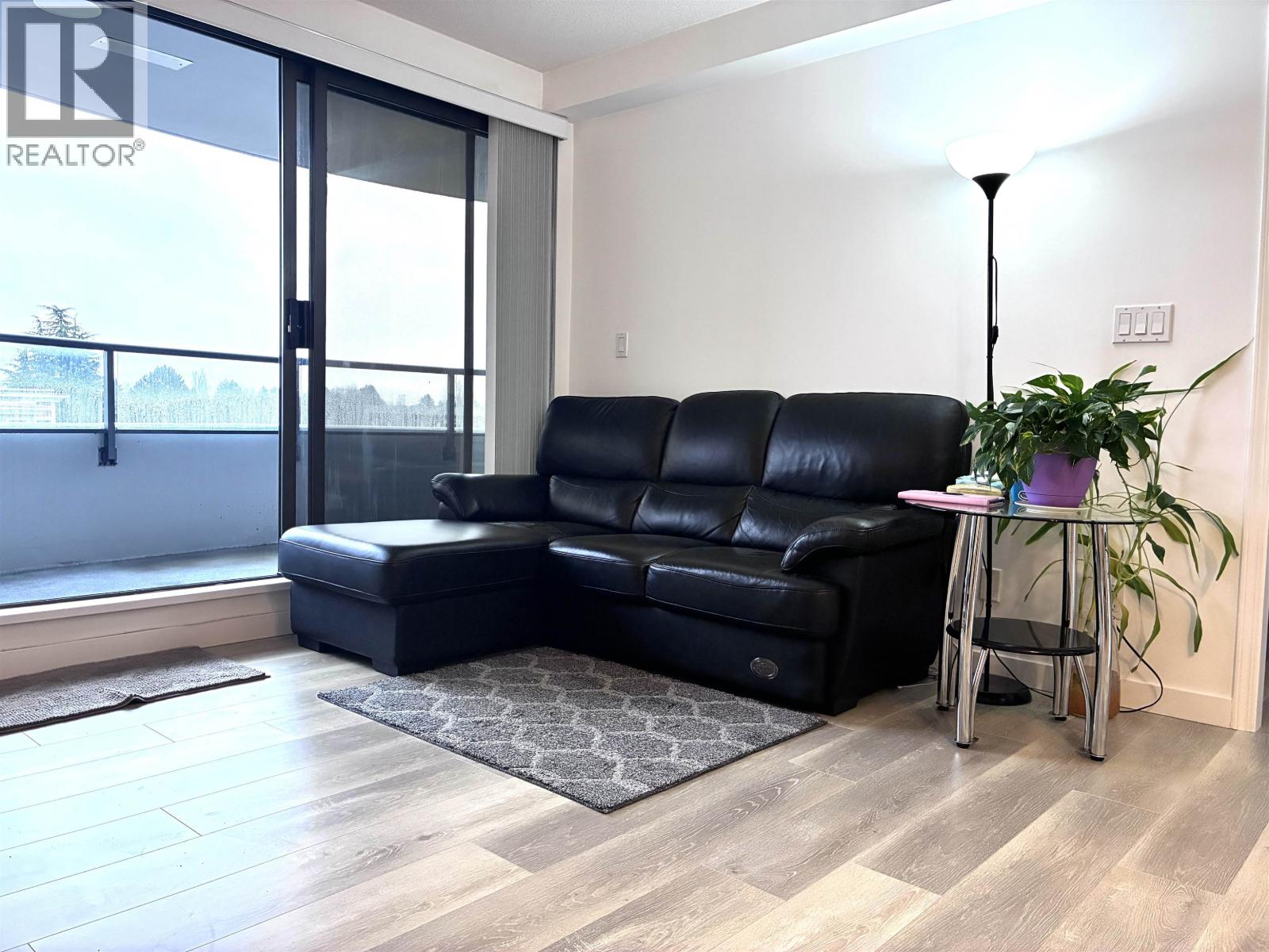 #607-6611 COONEY Road, Richmond