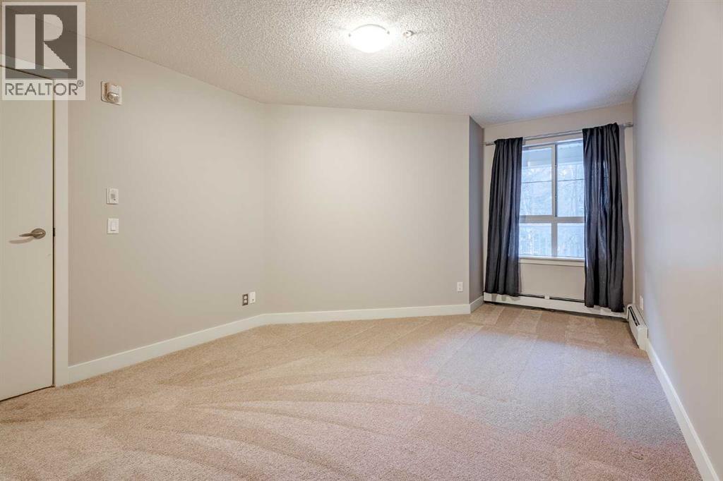 Single Family House for Sale in   Richard Court SW Lincoln Park Calgary 