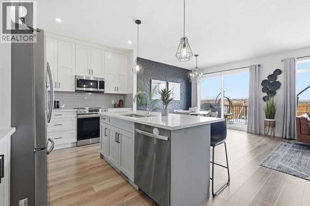 376 Fireside Way, Cochrane