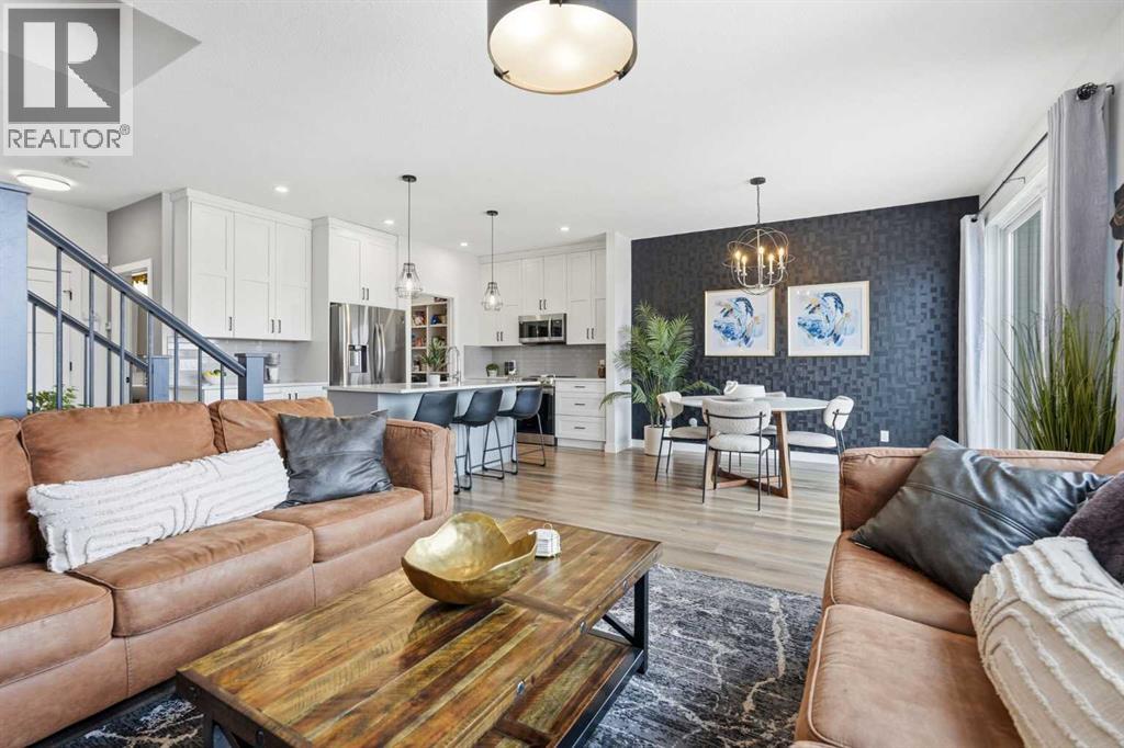 376 Fireside Way, Cochrane