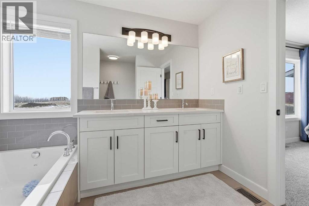 376 Fireside Way, Cochrane