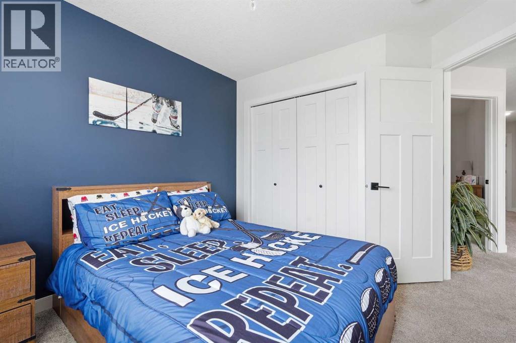 376 Fireside Way, Cochrane