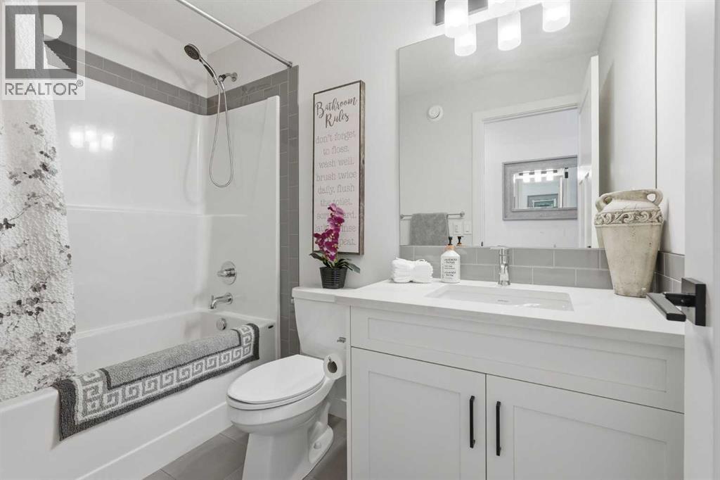 376 Fireside Way, Cochrane