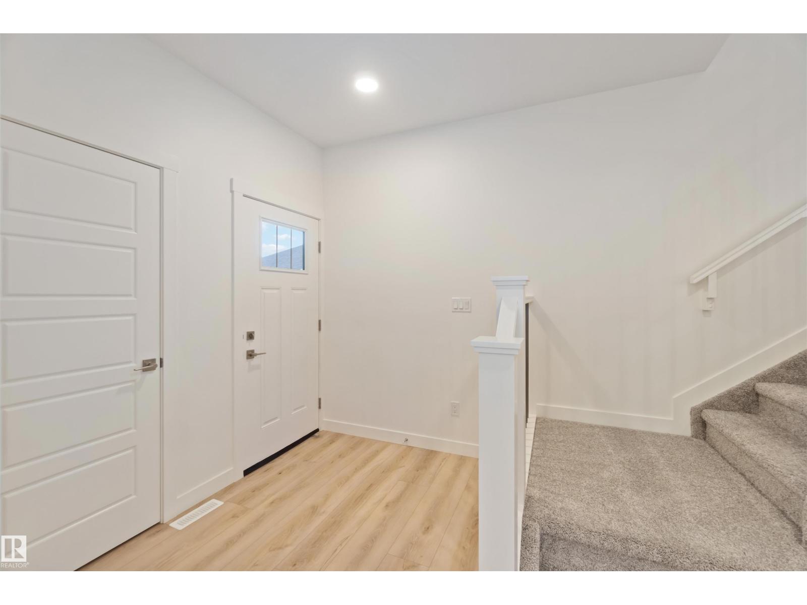 2503 194 ST NW - 5