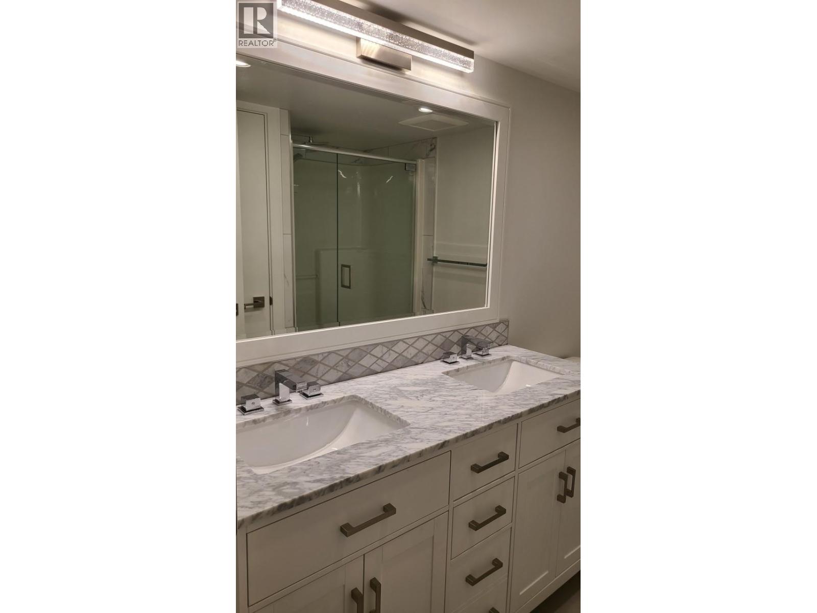 2268 NACHT AVENUE, Port Coquitlam