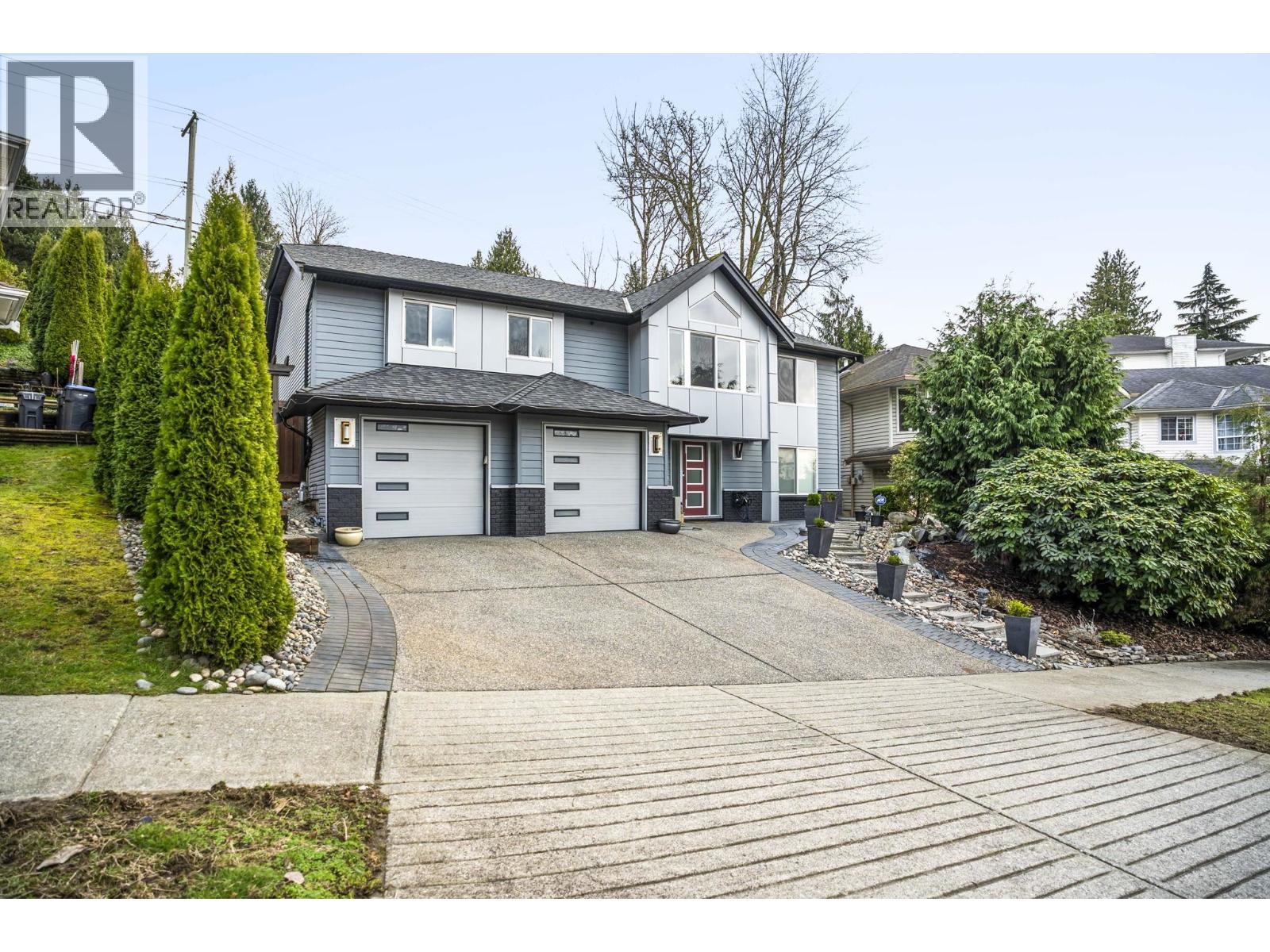 2268 NACHT AVENUE, Port Coquitlam