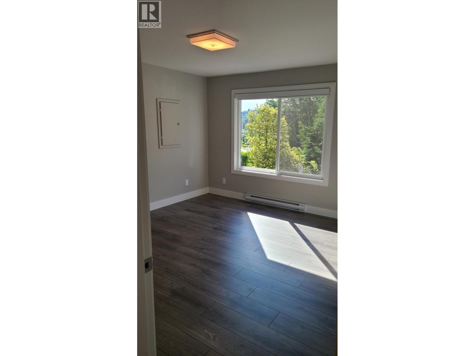 2268 NACHT AVENUE, Port Coquitlam