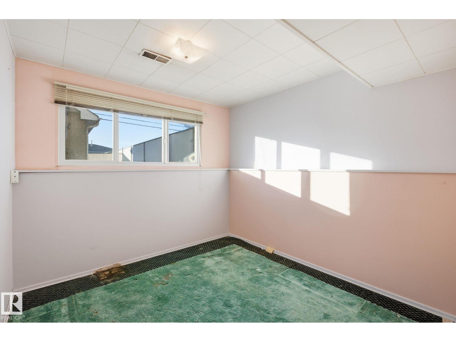 Single Family House for Sale in  A ST NW Edmonton 