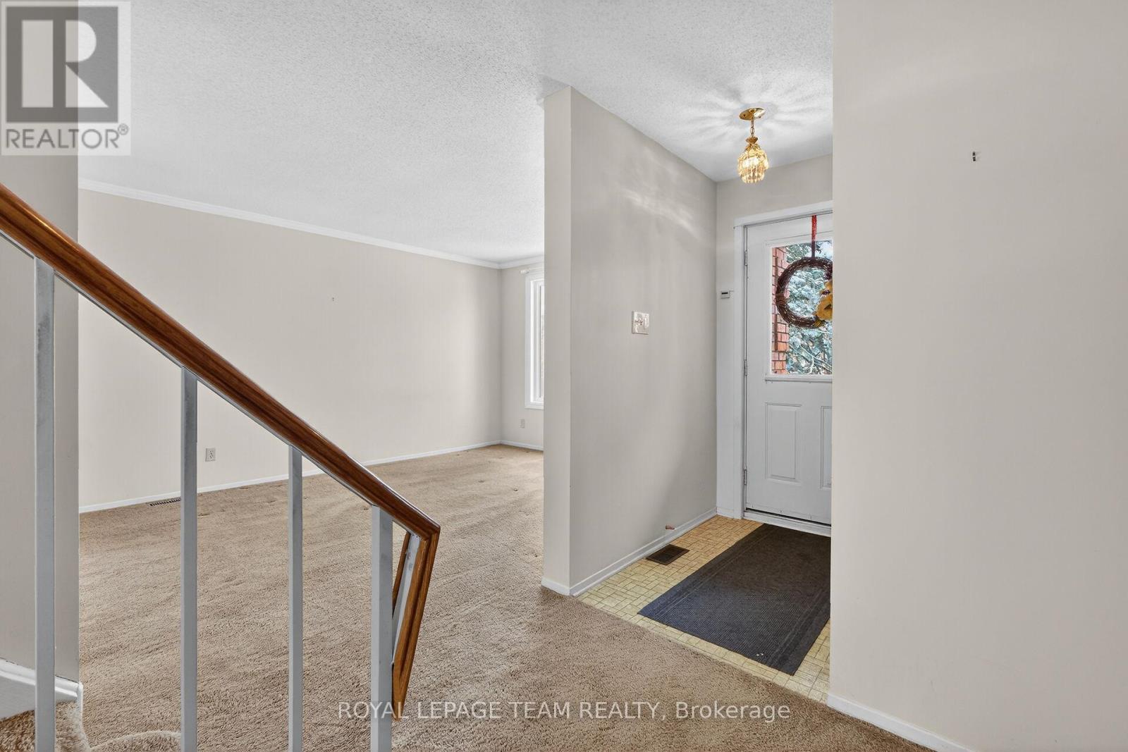 97 HUNTSMAN CRESCENT - 3