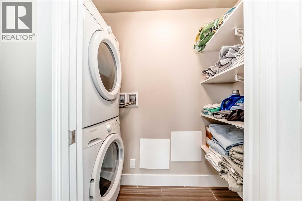 Single Family House for Sale in    Avenue SE Downtown East Village Calgary 