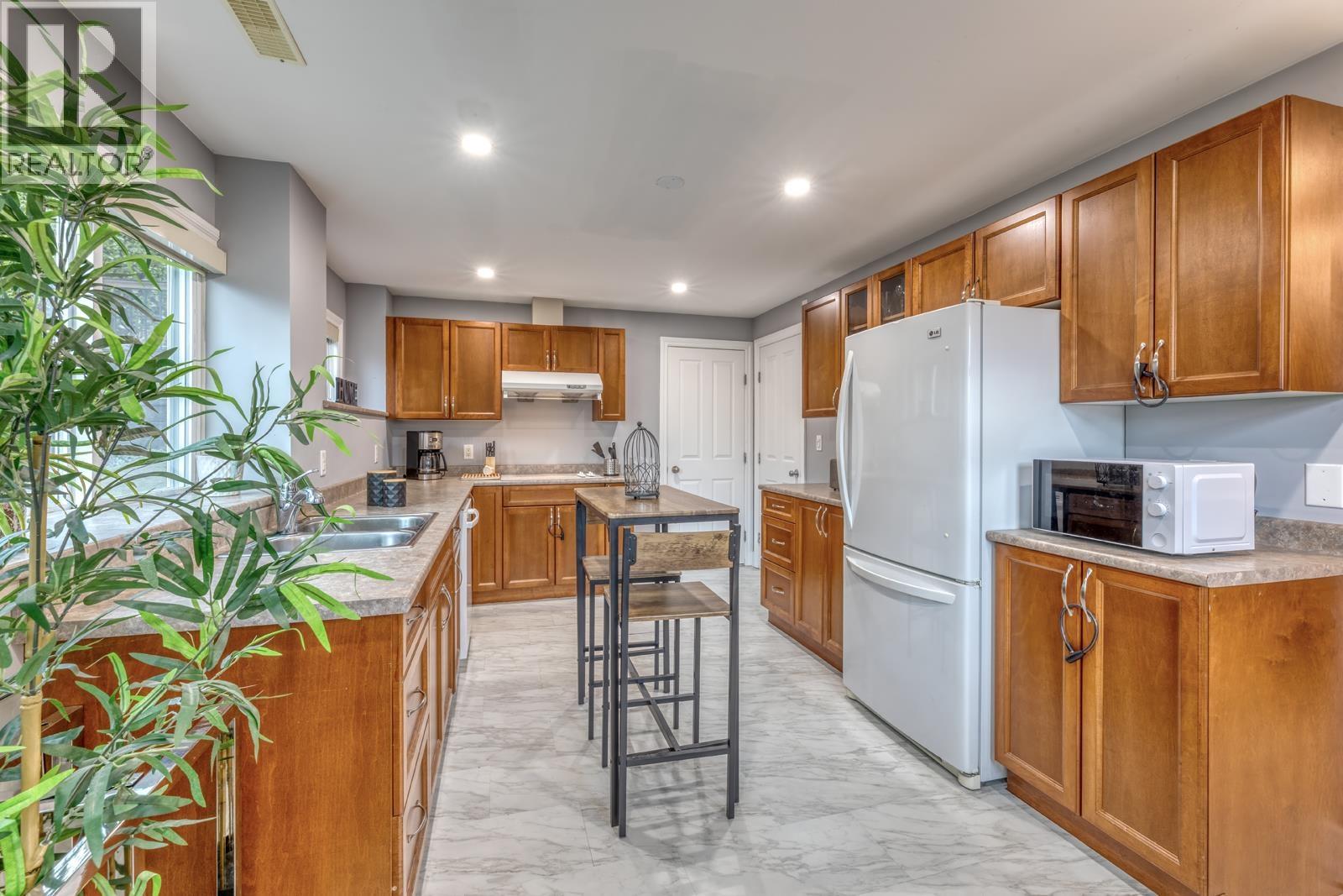 1227 IOCO ROAD, Port Moody