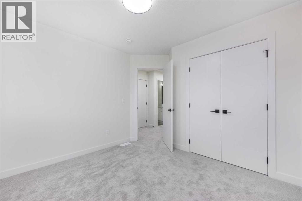 80 Heritage Manor, Cochrane