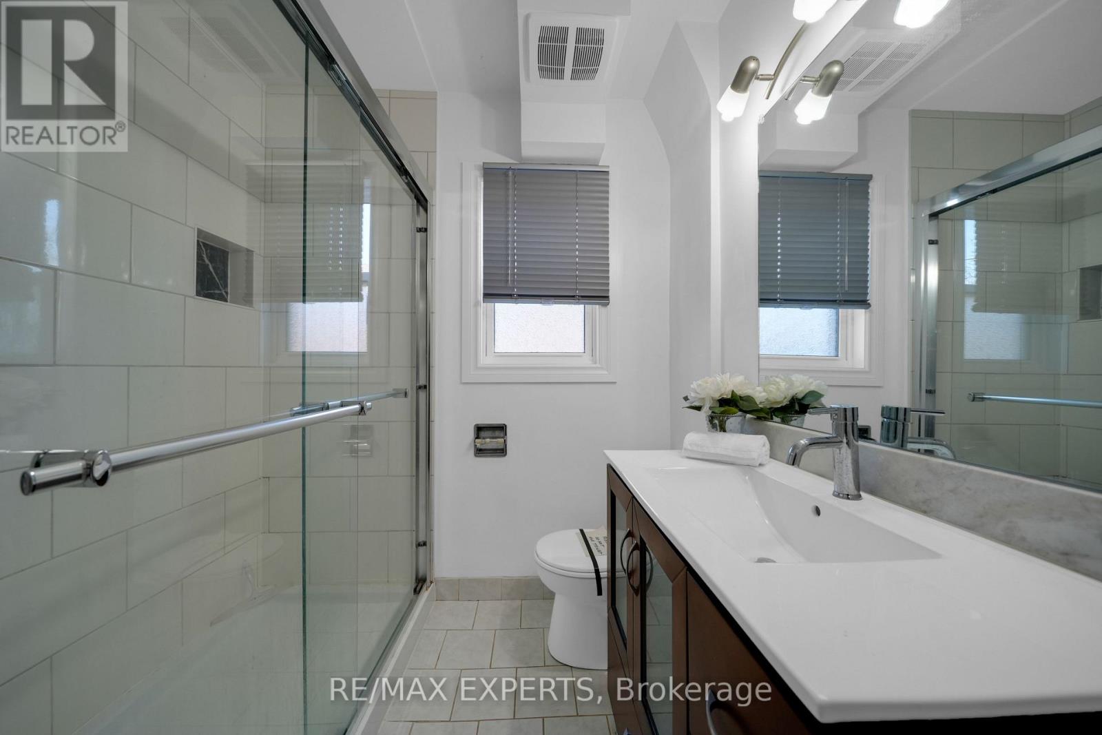 4 LARCHMERE AVENUE - 23