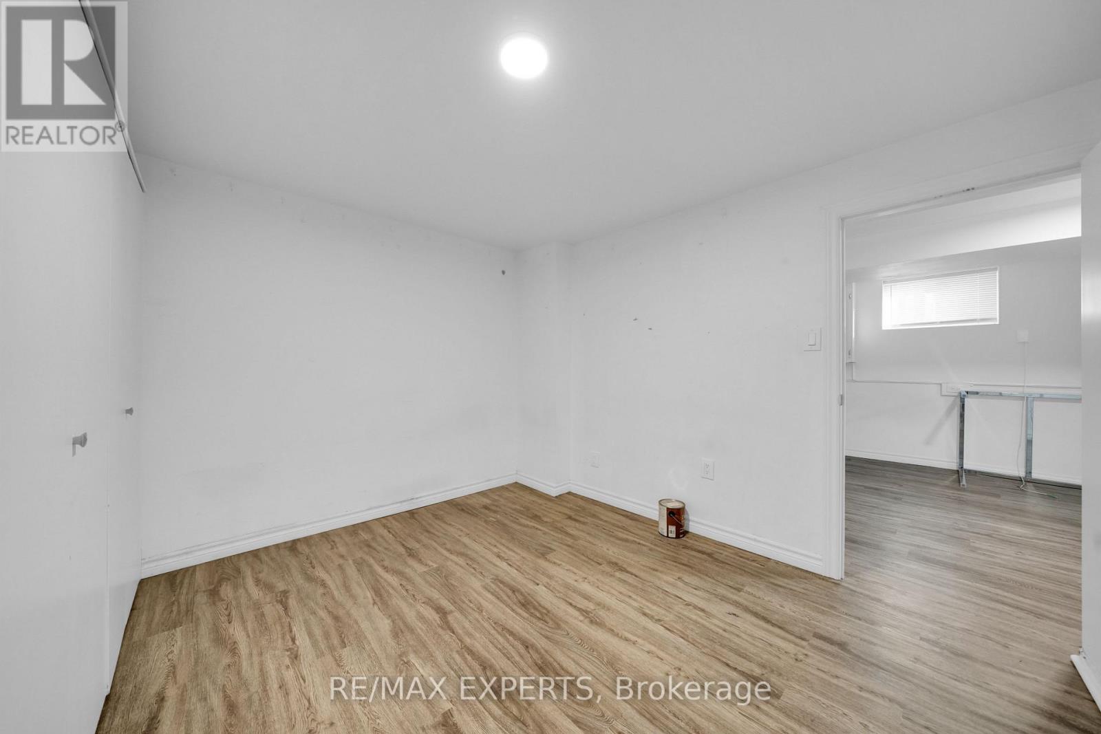 4 LARCHMERE AVENUE - 47