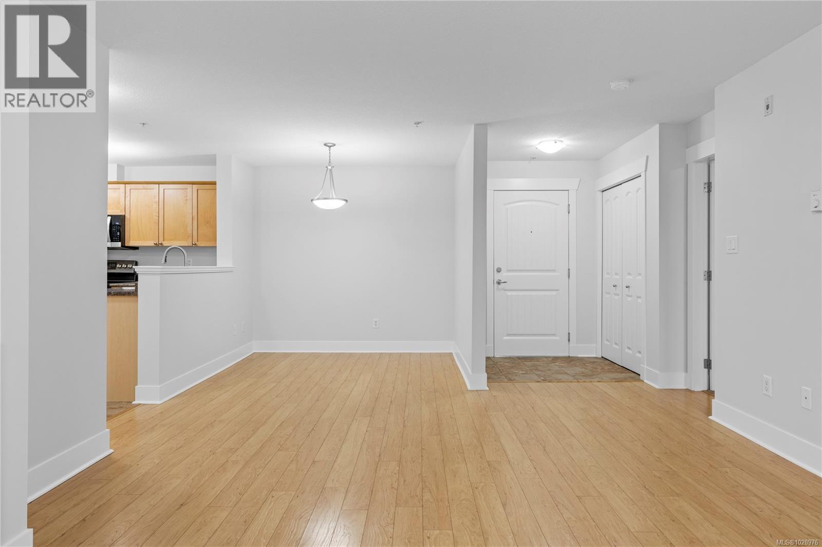 #406 1620 TOWNSITE RD - 6