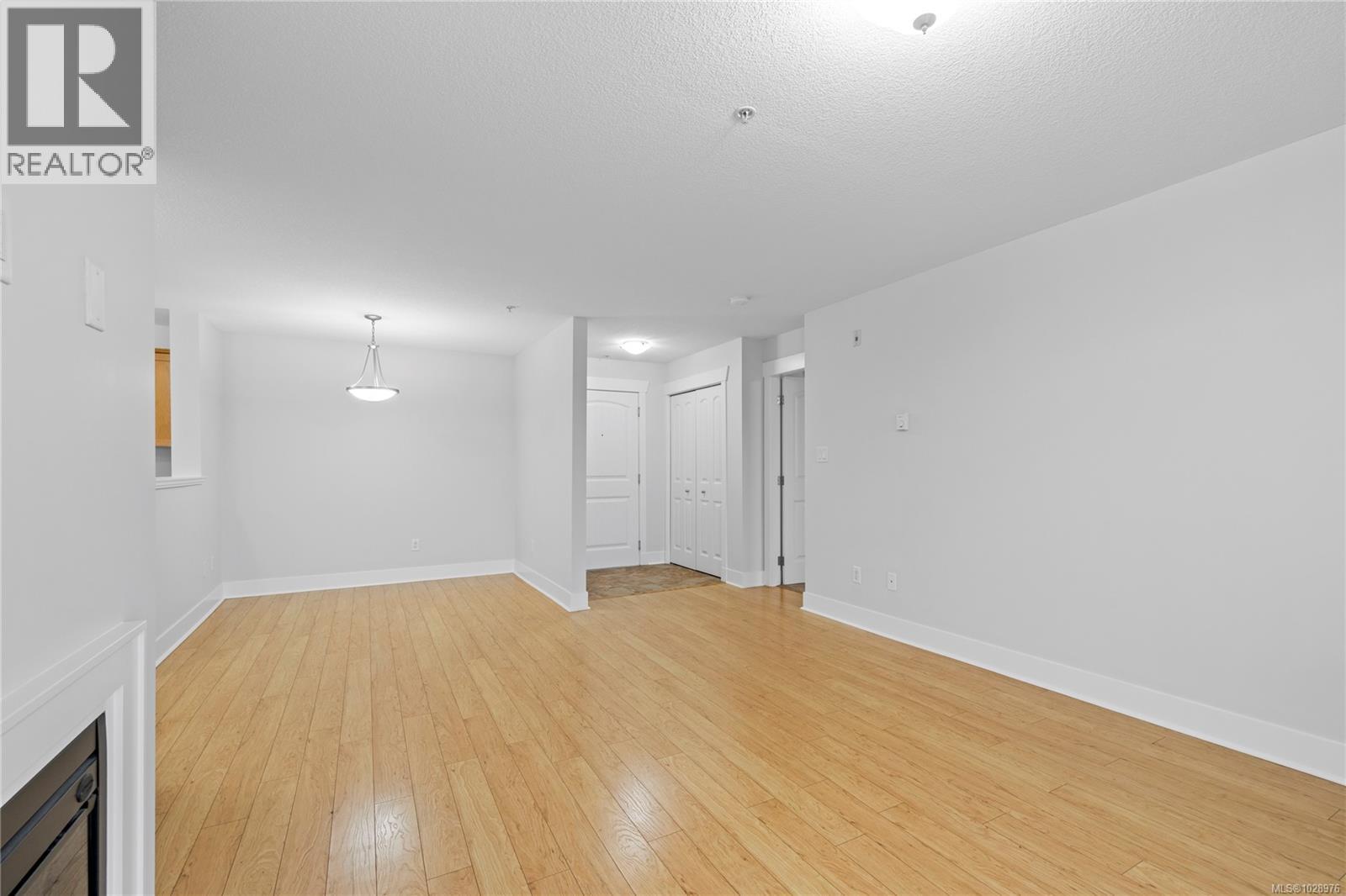 #406 1620 TOWNSITE RD - 7