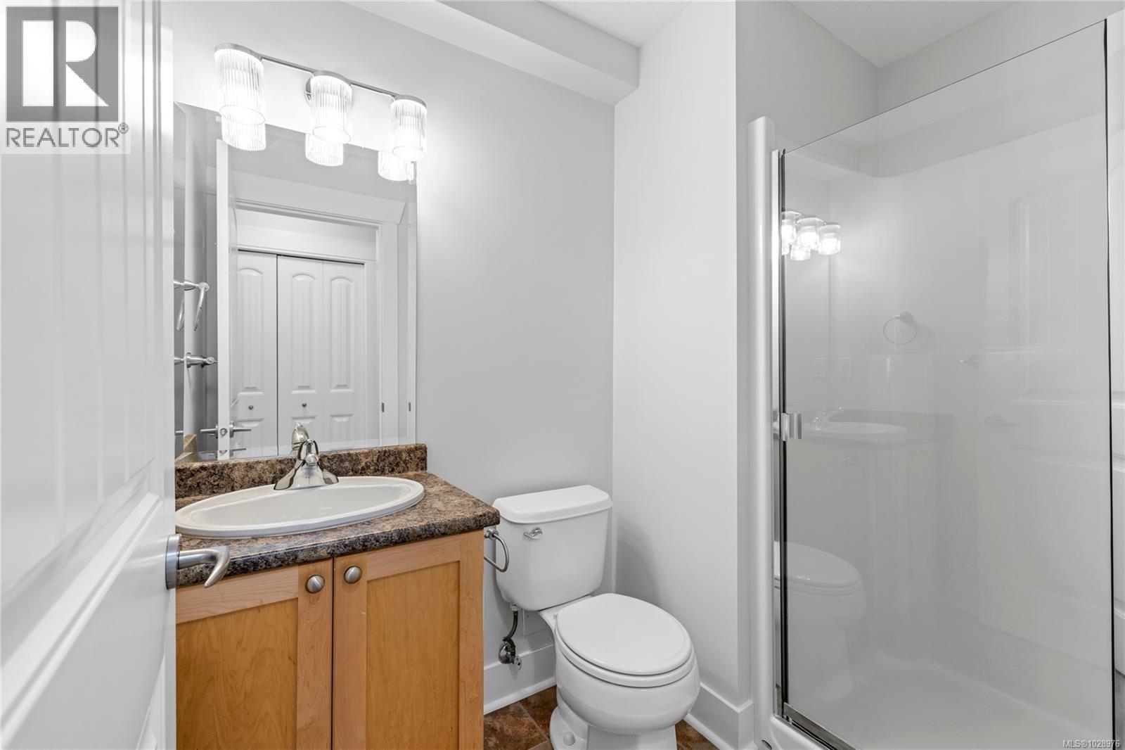 #406 1620 TOWNSITE RD - 26