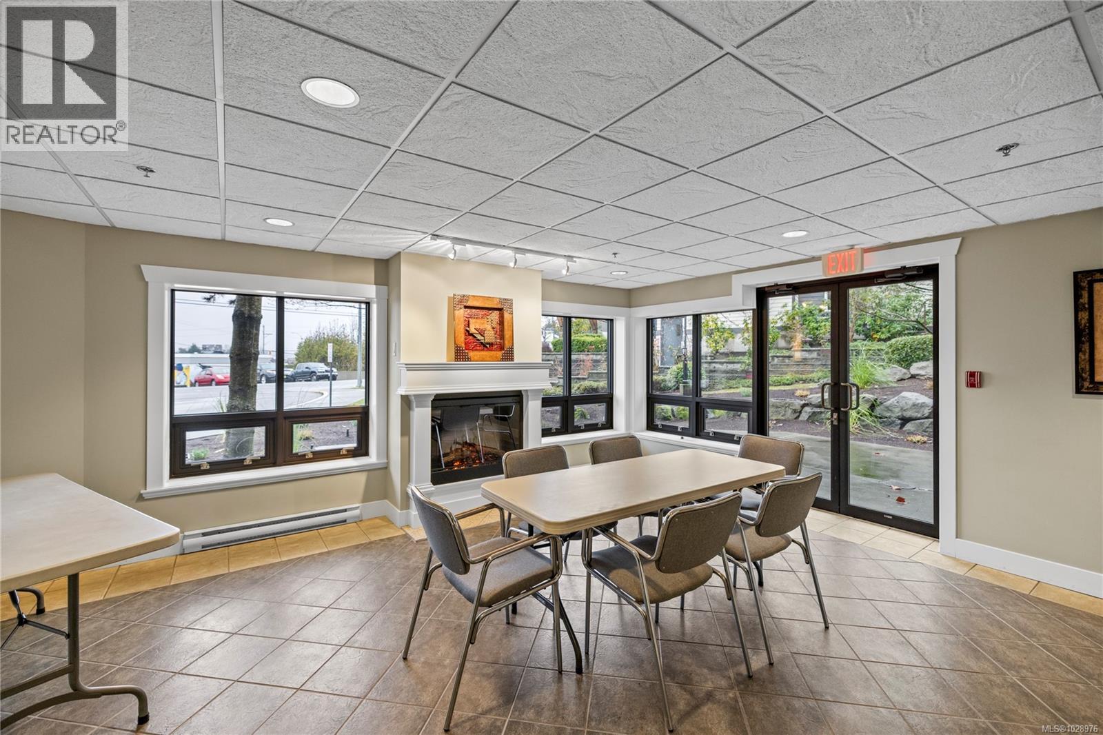 #406 1620 TOWNSITE RD - 31