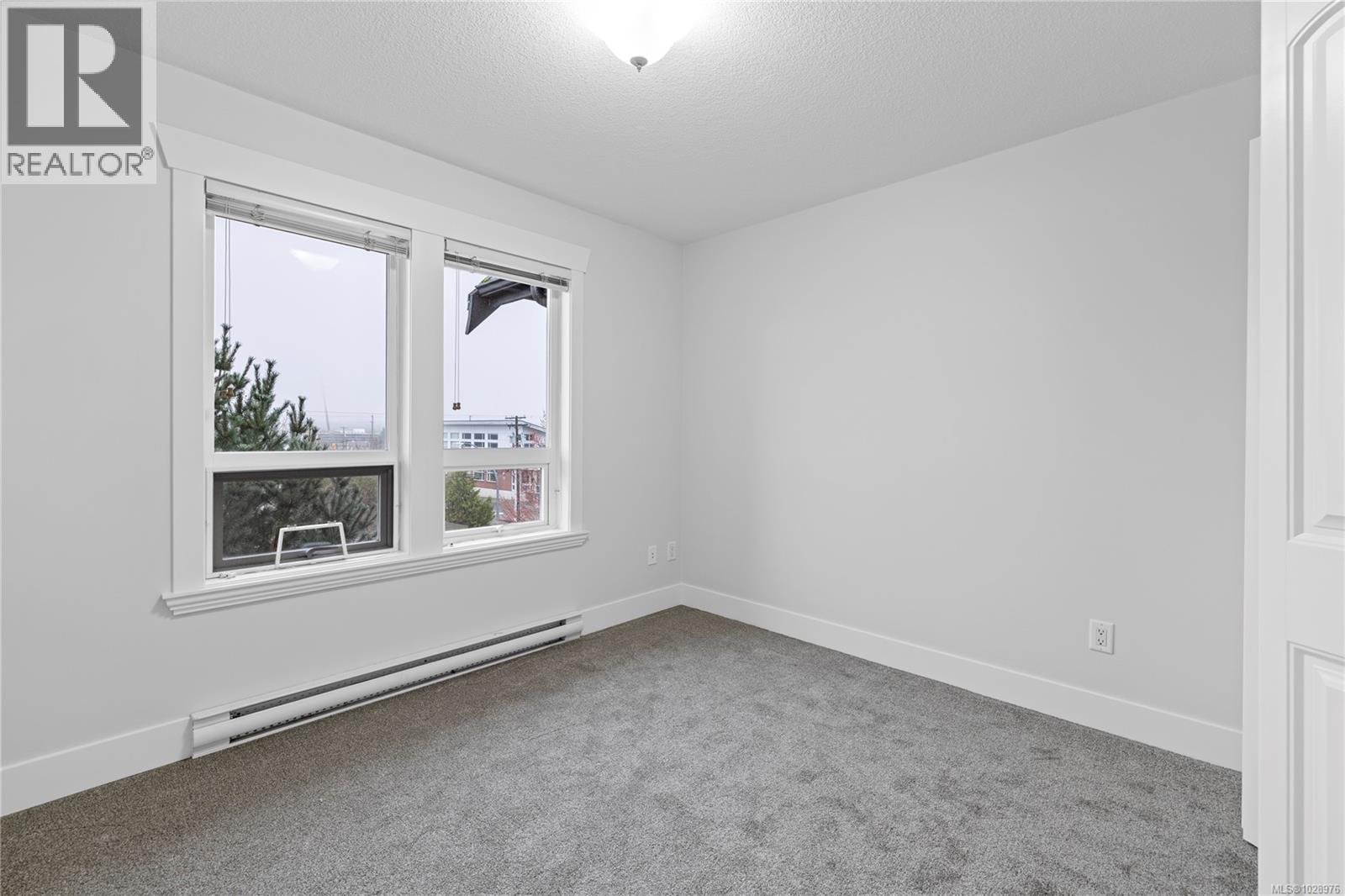 #406 1620 TOWNSITE RD - 25