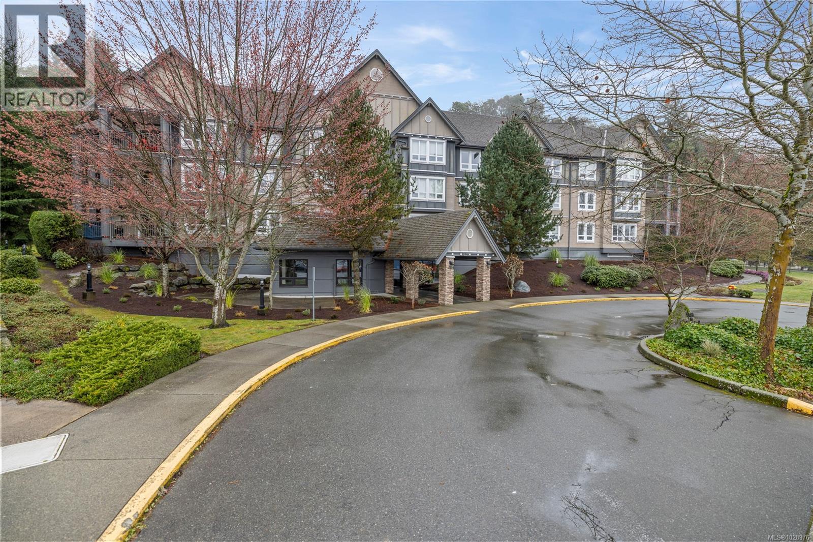 #406 1620 TOWNSITE RD - 34