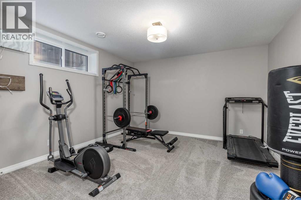 196 Riviera Way, Cochrane