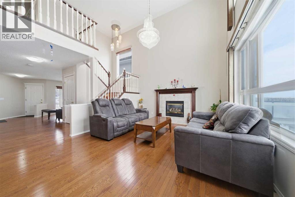 Single Family House for Sale in  Hampstead Gardens NW Hamptons Calgary 