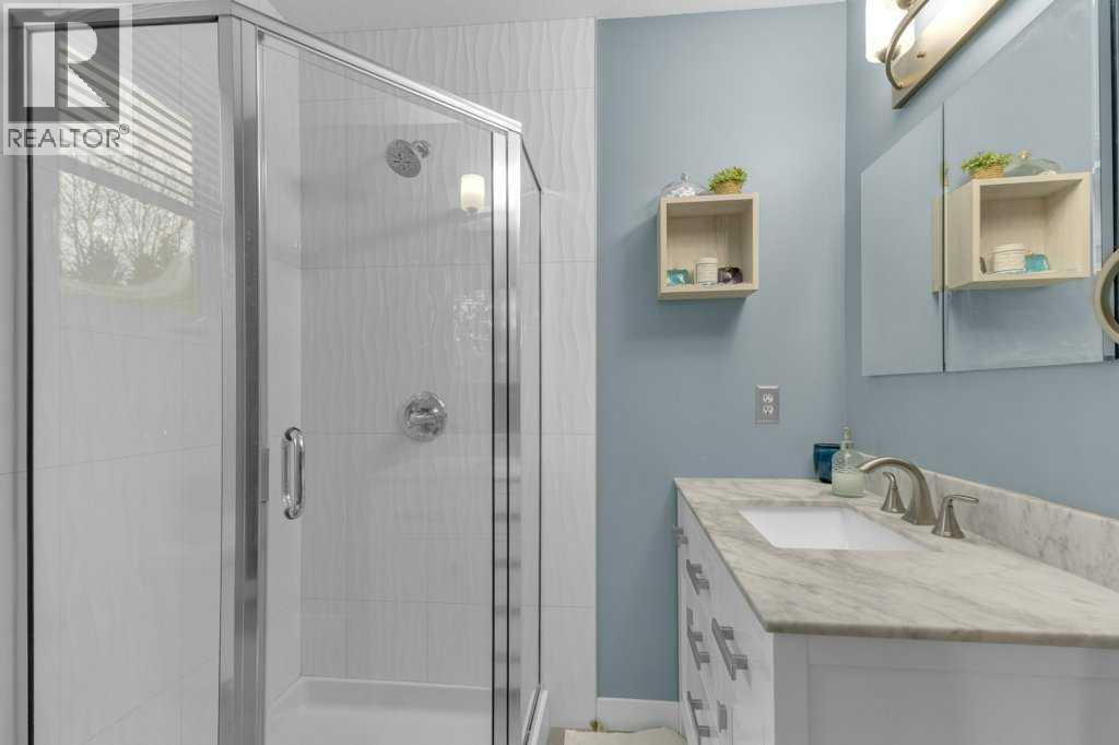 4904 43 Street, Ponoka