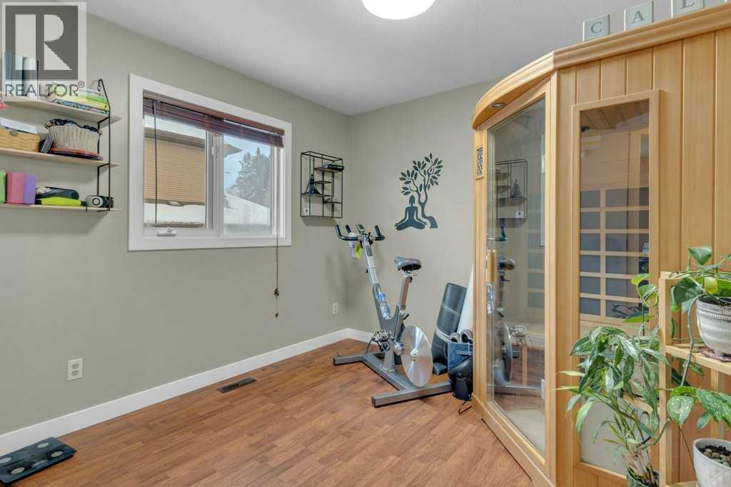 4904 43 Street, Ponoka