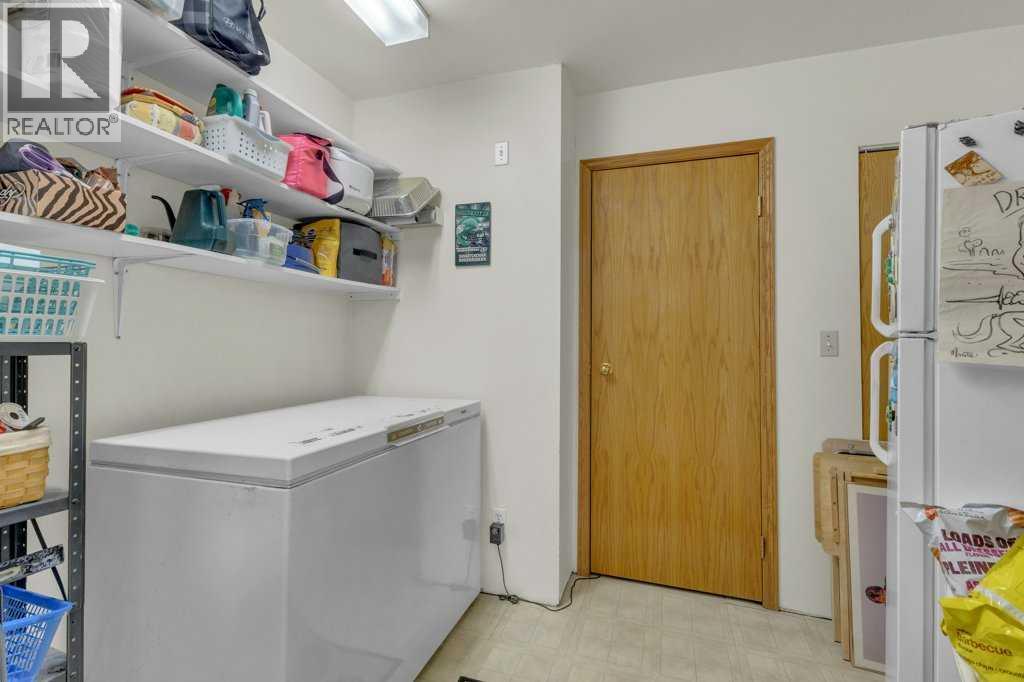 4904 43 Street, Ponoka