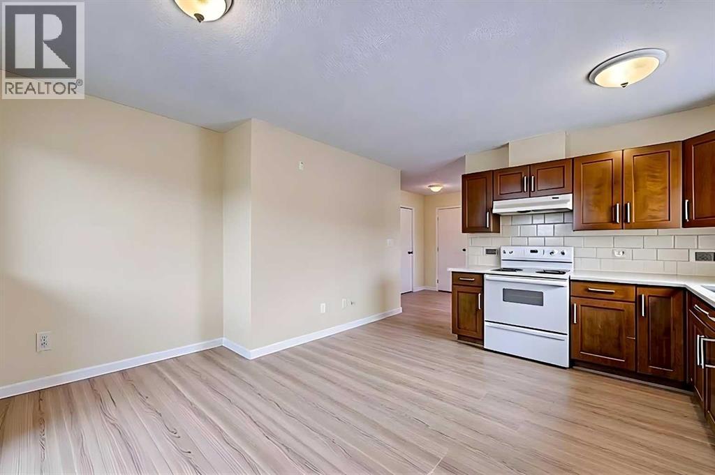 Single Family House Bi-level for Sale in  Bedford Drive NE Beddington Heights Calgary 